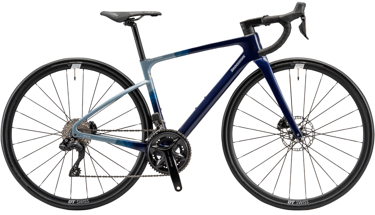 RE8 105 Di2 MODELの製品画像