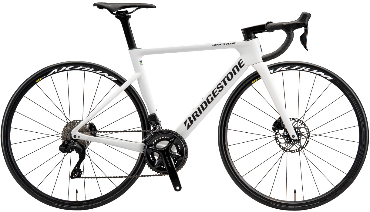 RP8 105 Di2 MODELの製品画像