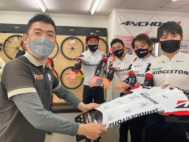 【TEAM BRIDGESTONE Cycling 販売店訪問】YOU CAN 富士店