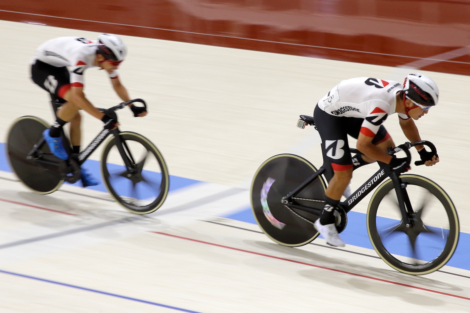 【オムニアム全日本選手権2019】窪木2位、近谷3位、橋本4位、チーム内牽制で勝利逃す - ブログ | ブリヂストンサイクル株式会社