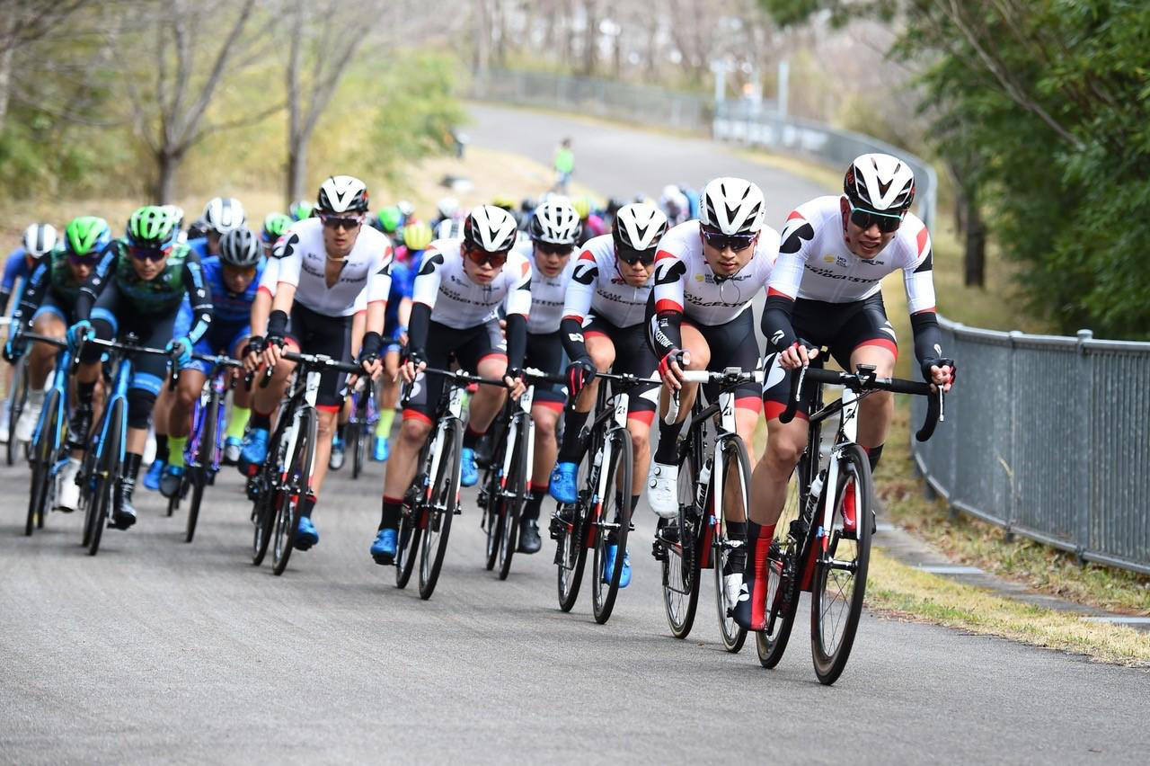  エースを勝利させるためチームで挑む：ロードレースについて【レース基礎知識】