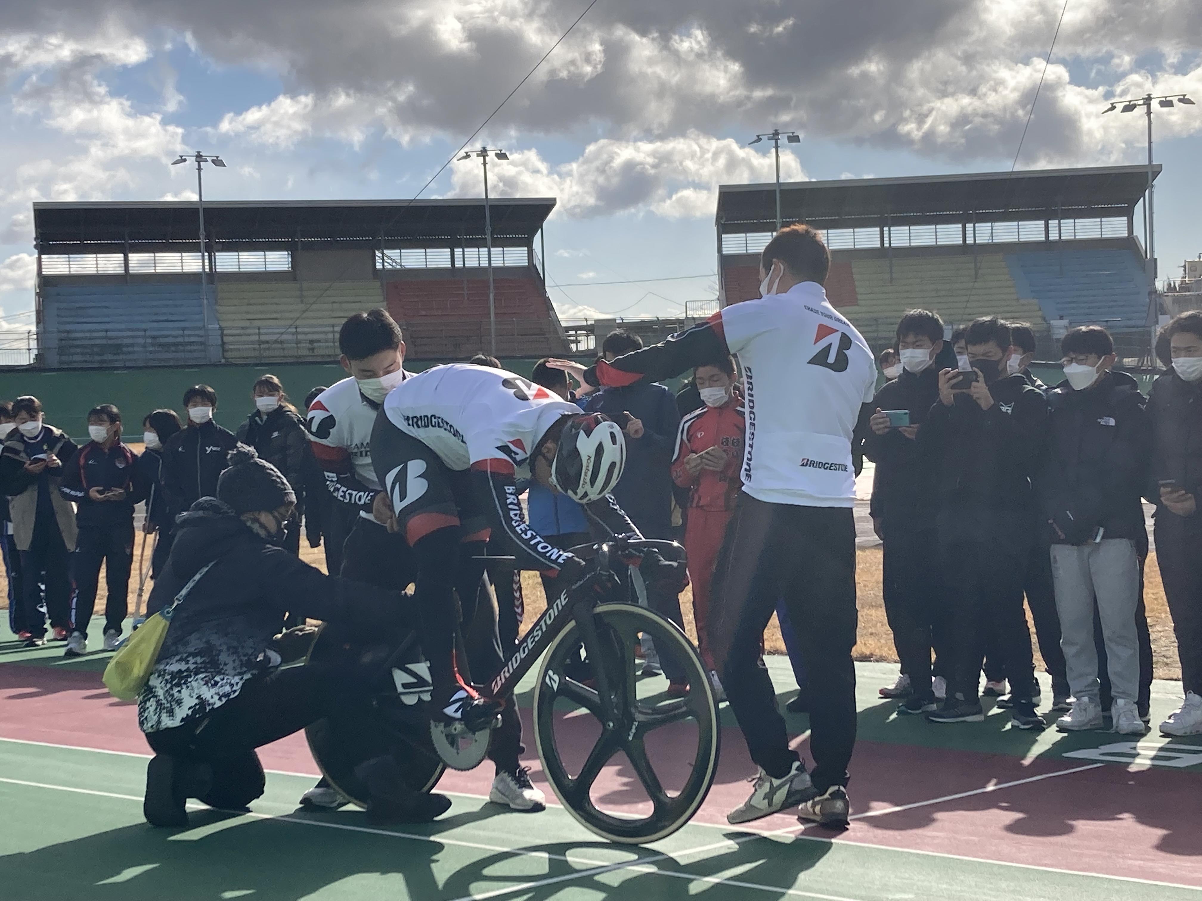 【高体連合宿で6名の選手が高校生選手に直接指導】座学から実践までTEAM BRIDGESTONE Cyclingの練習方法を余すところなく伝授！