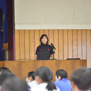 【杉浦佳子選手・講演】『夢に向かう努力と覚悟』〜諦めない力〜／静岡県磐田市立竜洋中学校にて