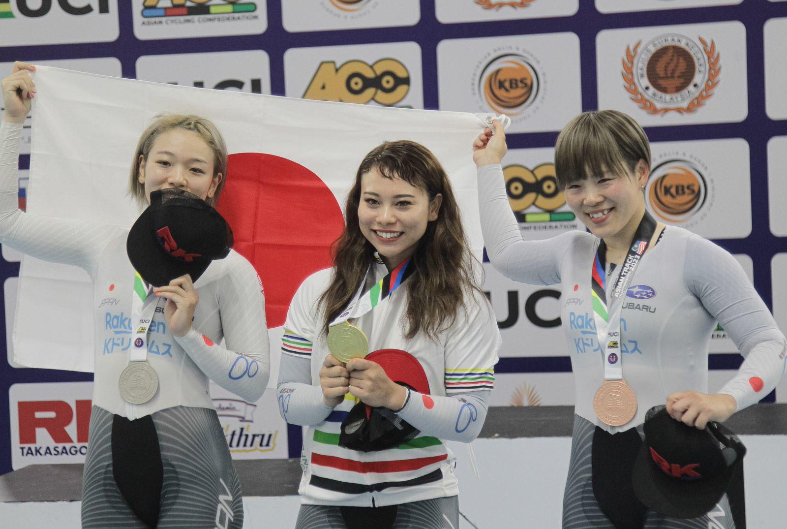 podium_ohta.jpeg