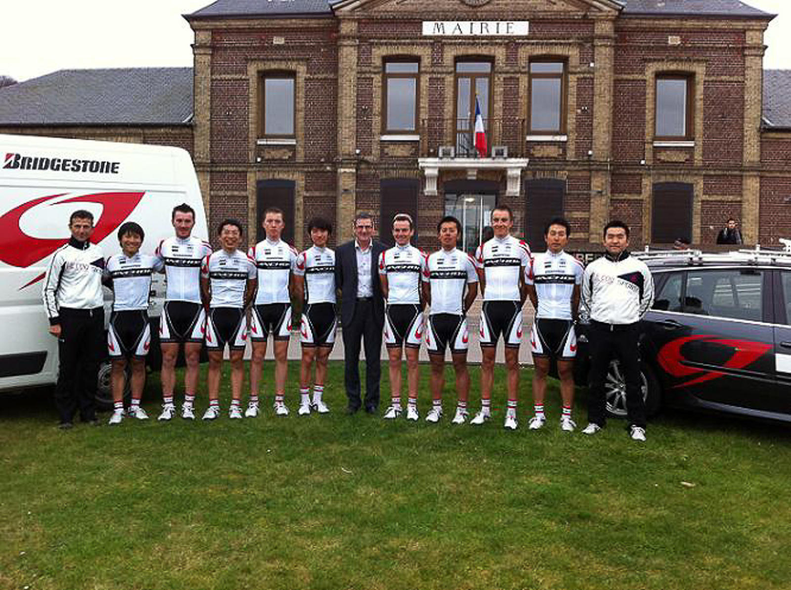 《BRIDGESTONE Anchor Cycling Team》<br>ブリヂストン アンカー サイクリングチーム